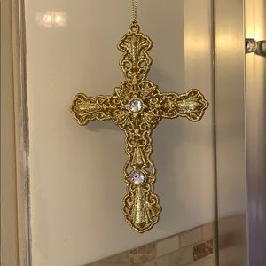 ‼️CLOSET CLOSING‼️Glittery Gold Cross With String